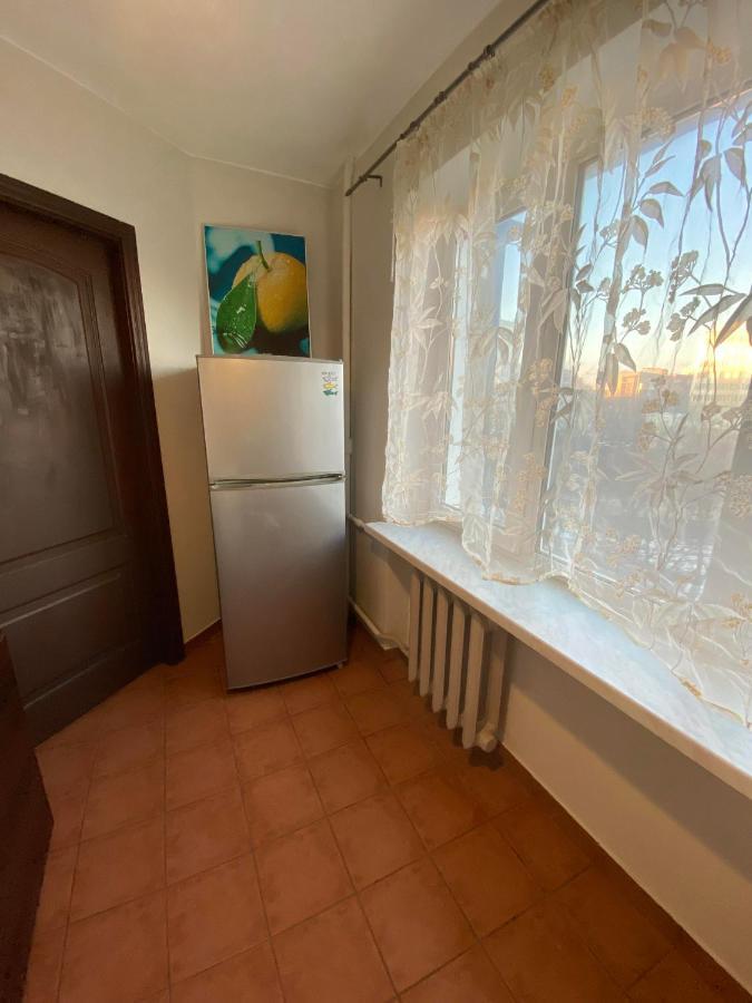 Apartment Next To Metro Station Pechersk Kyiv Exterior photo